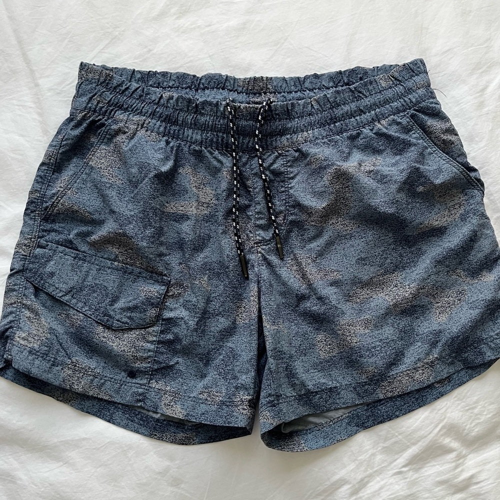 Columbia Women's Blue-Gray Shorts | Size 4